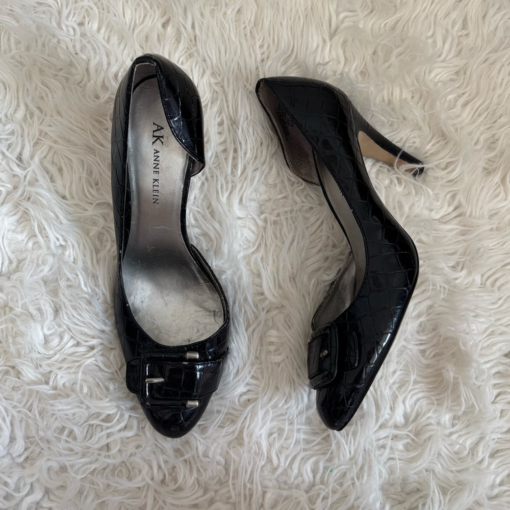 Anne Klein Black Snakeskin Buckle Pumps